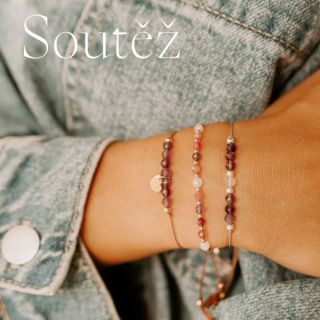 Milé ženy, rozhodla jsem se v rámci soutěže obdarovat jednu z vás setem těchto 3 náramků!!!💓 Náramek a Ametystem a...